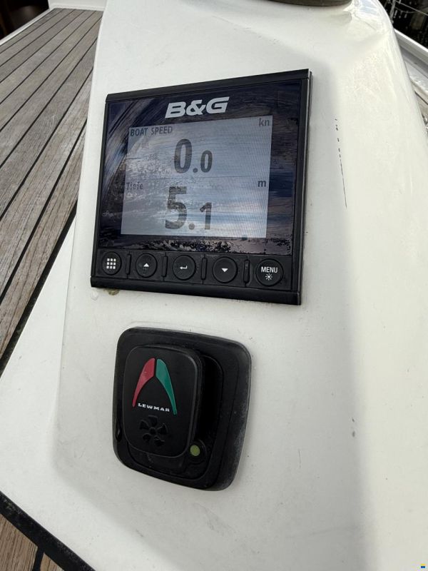Bavaria 34 Cruise style
