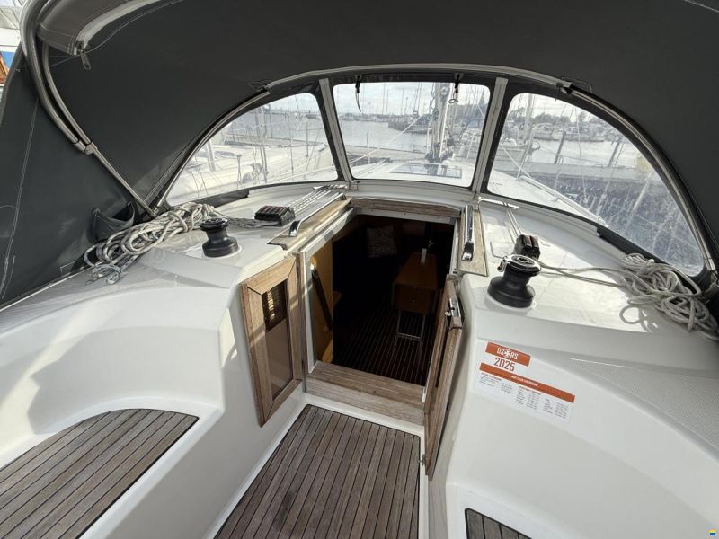 Bavaria 34 Cruise style