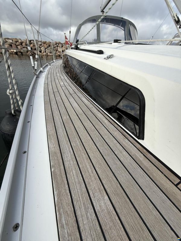 Bavaria 34 Cruise style