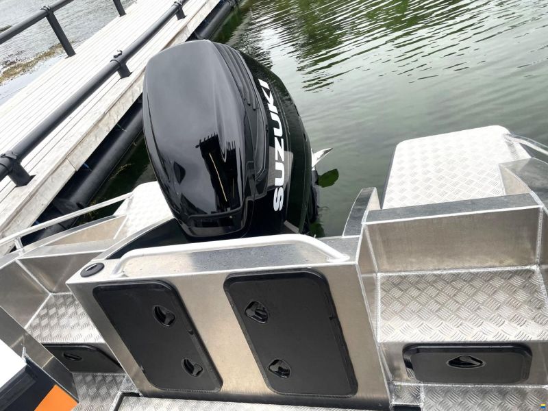 Alumarin 830 Cabin