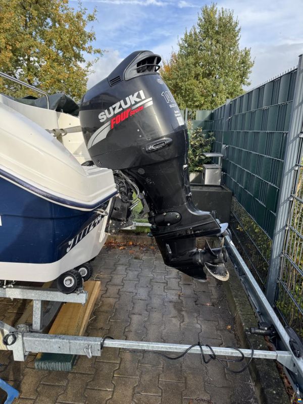 Sun Cruiser 650 Sport Yacht