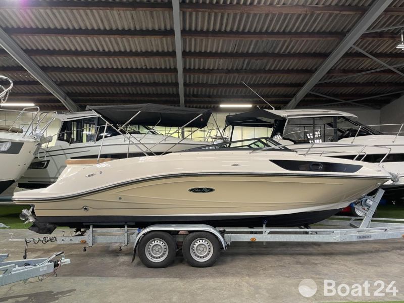 Sea Ray 230 Sun Sport