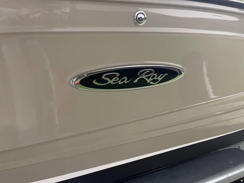 Sea Ray 230 Sun Sport