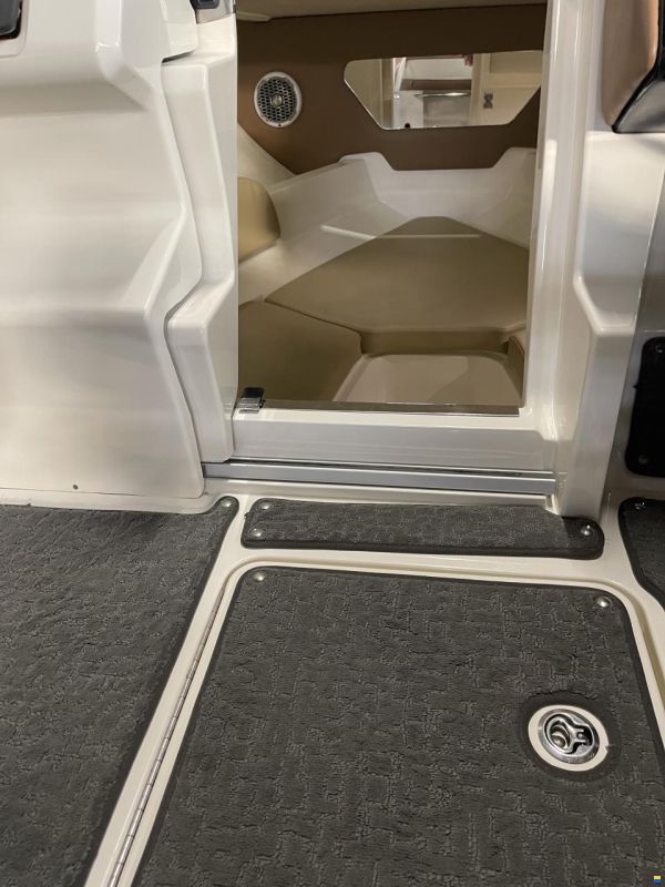 Sea Ray 230 Sun Sport