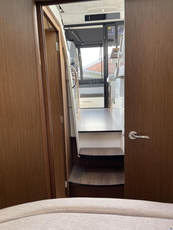 Jeanneau Merry Fisher 895