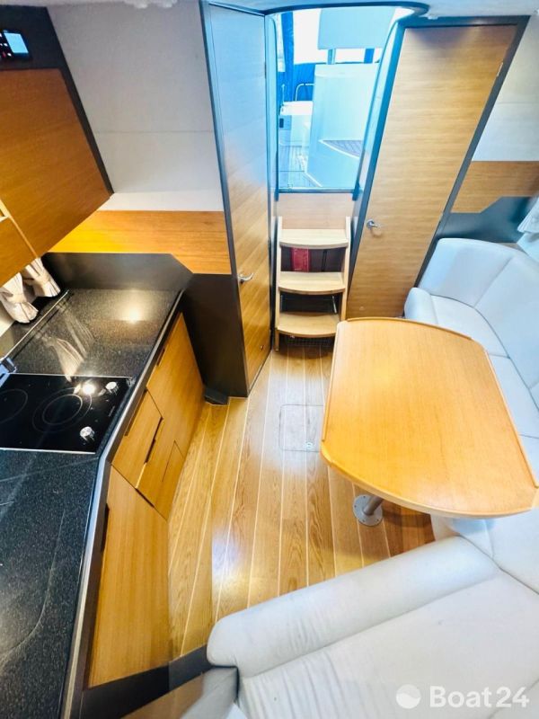 Galeon 325 HT