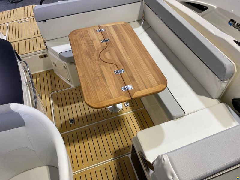 Quicksilver ACTIV 755 CRUISER