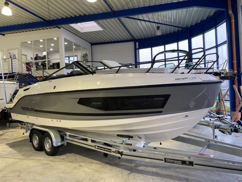 Quicksilver ACTIV 755 CRUISER