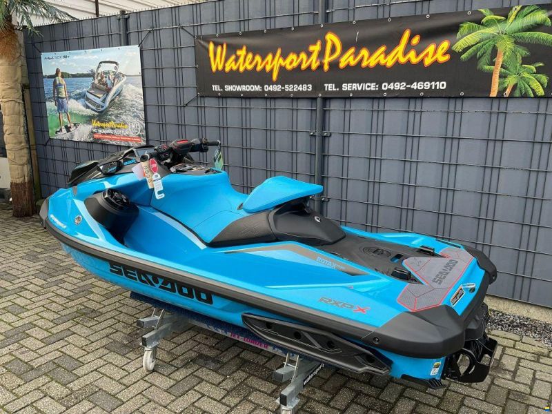 Sea-Doo RXP X 325