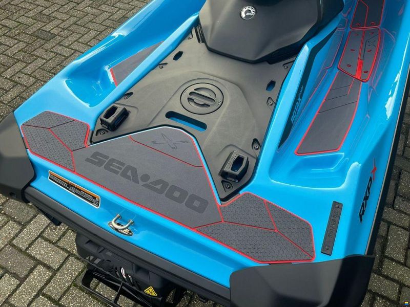 Sea-Doo RXP X 325