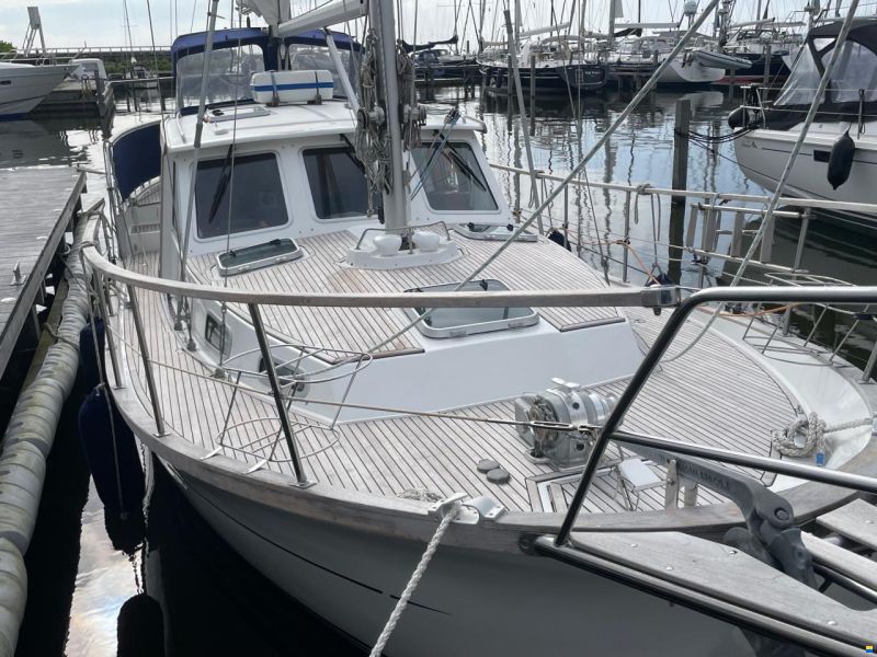 Nauticat 331