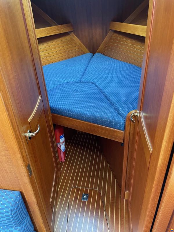 Nauticat 331