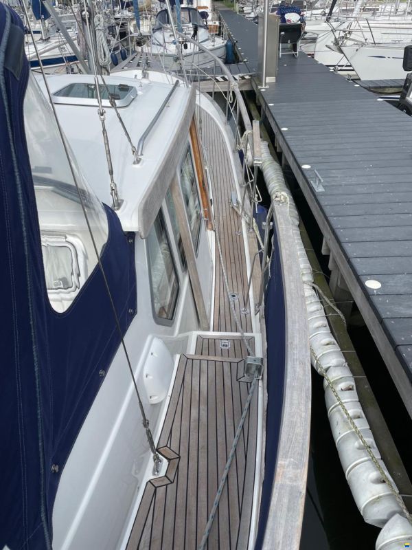 Nauticat 331