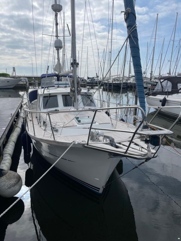 Nauticat 331