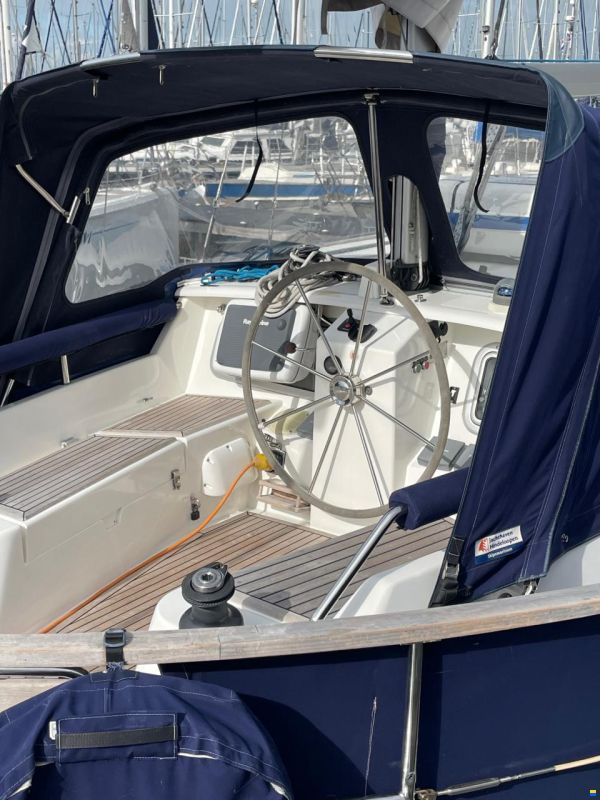 Nauticat 331