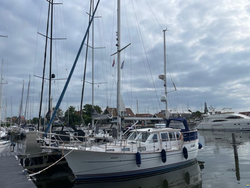 Nauticat 331
