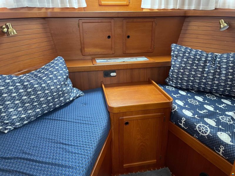 Nauticat 331