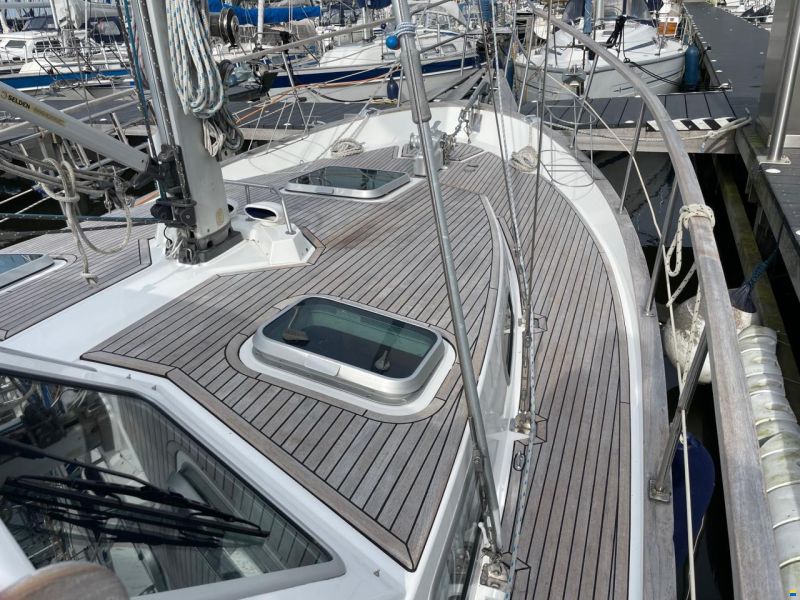 Nauticat 331