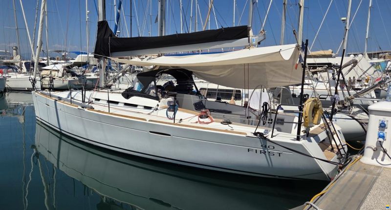 Beneteau First 40