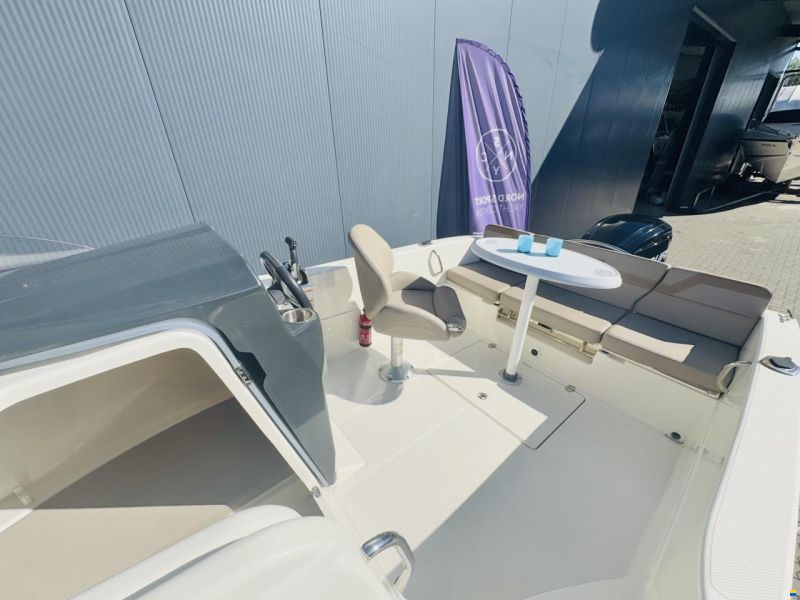 Quicksilver 505 Activ Cabin