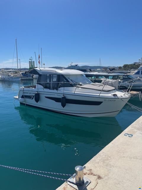 Jeanneau Merry Fisher 895