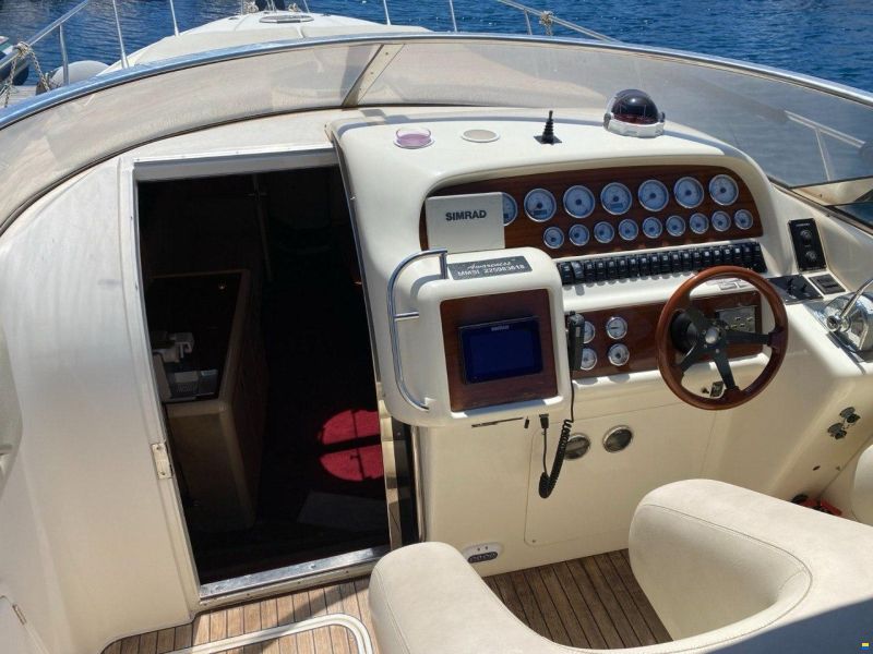 Sunseeker Apache 45