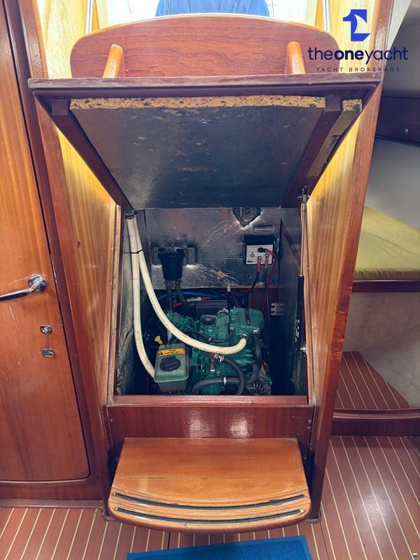 Bavaria 32