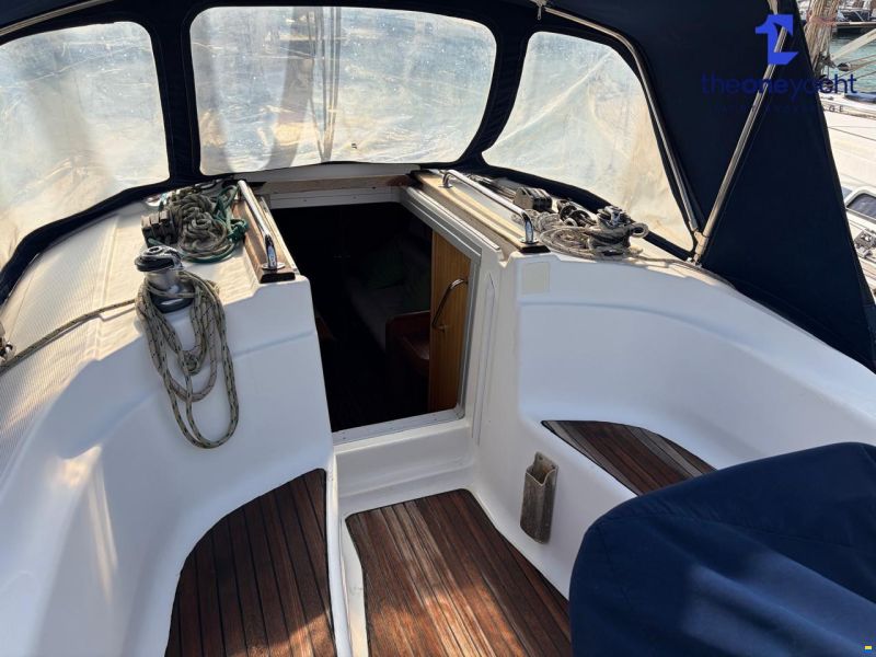 Bavaria 32
