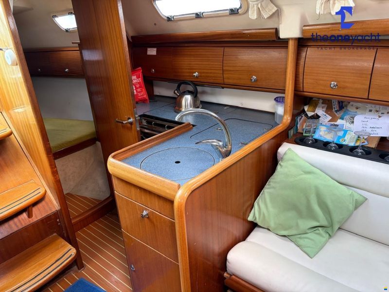 Bavaria 32