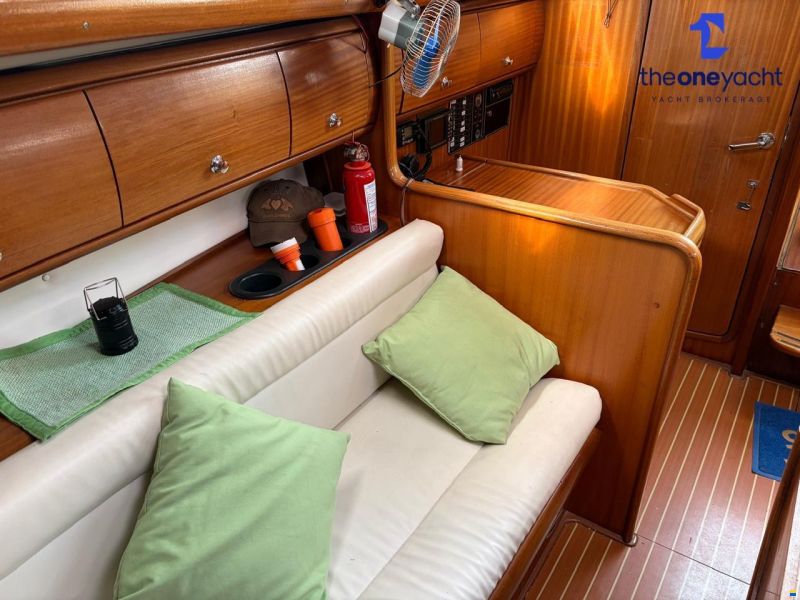Bavaria 32