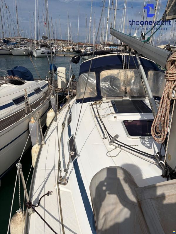 Bavaria 32