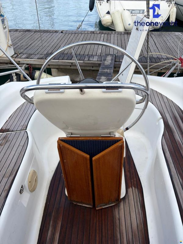 Bavaria 32