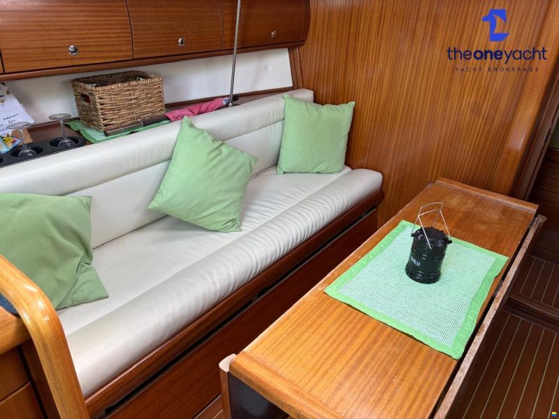 Bavaria 32