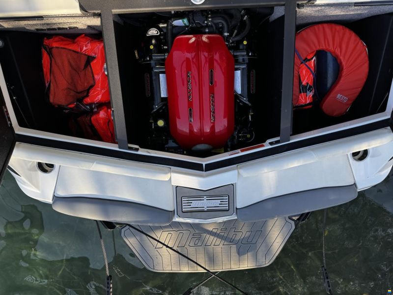 Malibu Wakesetter 22 LSV