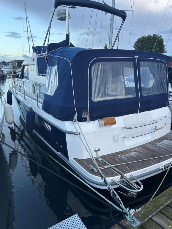 Nimbus 340 Commander