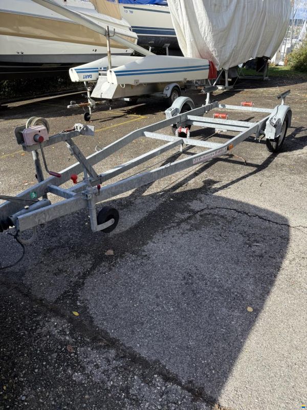 Quicksilver 505 Commander