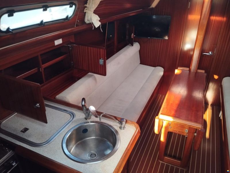 Bavaria 31