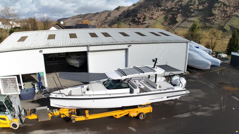 Axopar 37 Sun Top - Iconic Edition