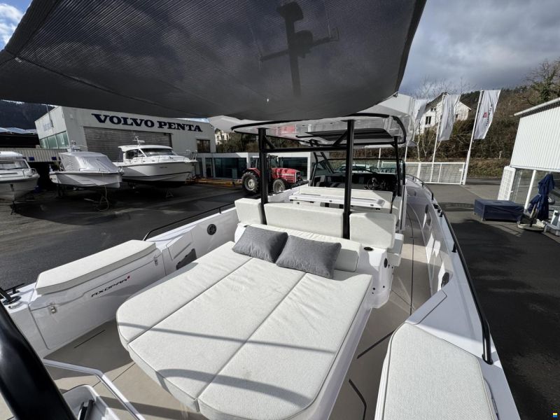 Axopar 37 Sun Top - Iconic Edition