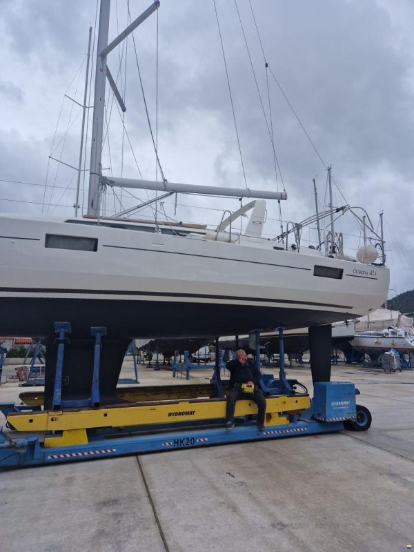 Beneteau Oceanis 41.1