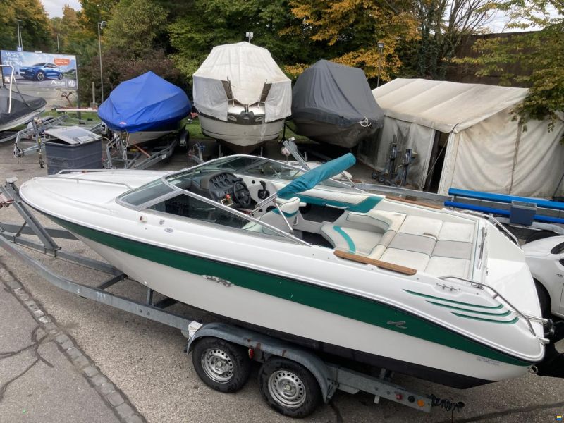 Sea Ray 200 SR