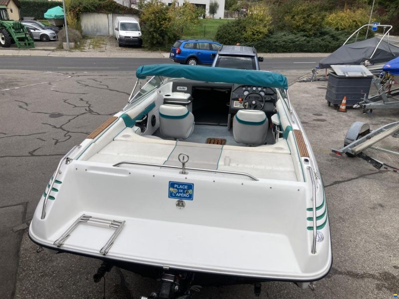 Sea Ray 200 SR