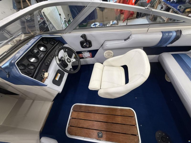 Sea Ray Sorrento S21CB