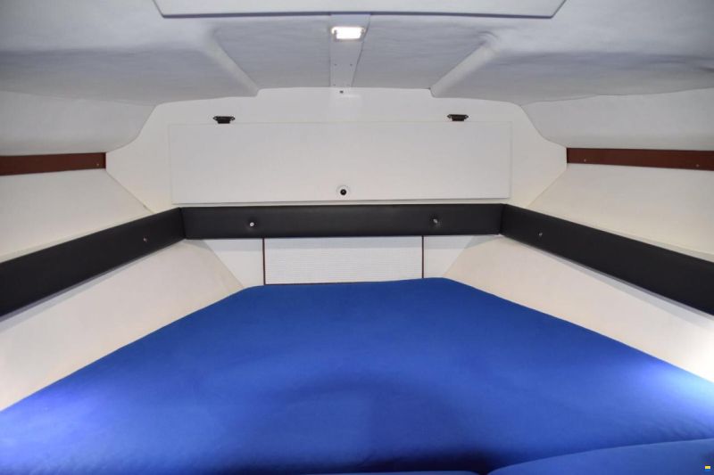 Sea Ray SRV 260 Sundancer