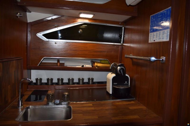 Sea Ray SRV 260 Sundancer