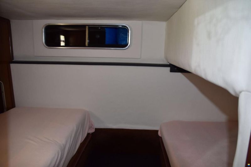 Sea Ray SRV 260 Sundancer