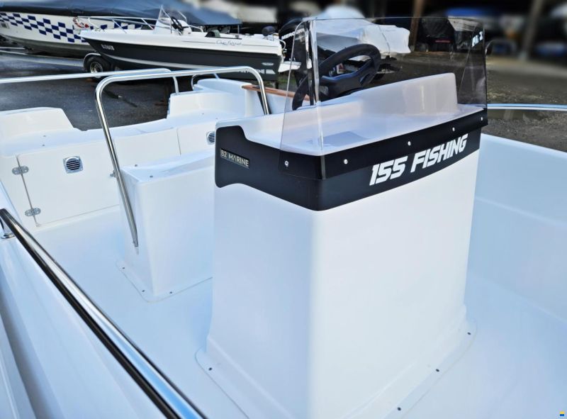 B2 Marine Cap Ferret 155 Fishing
