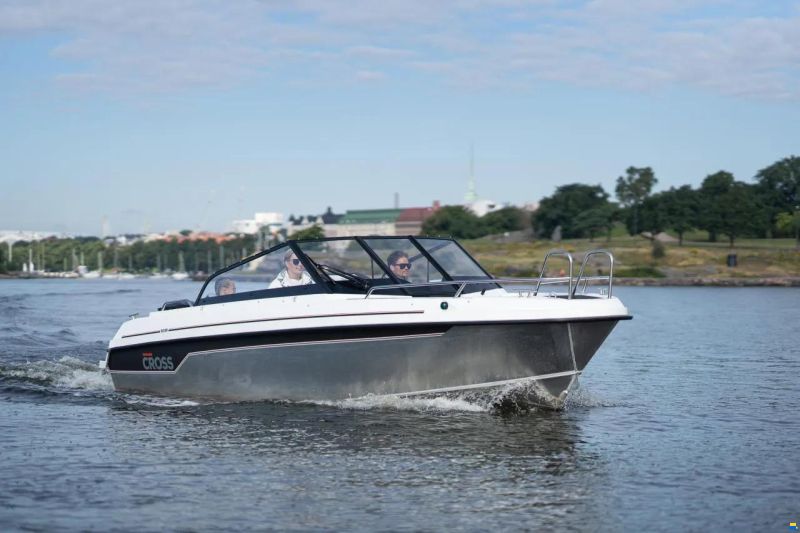 Yamarin Cross 62 BR