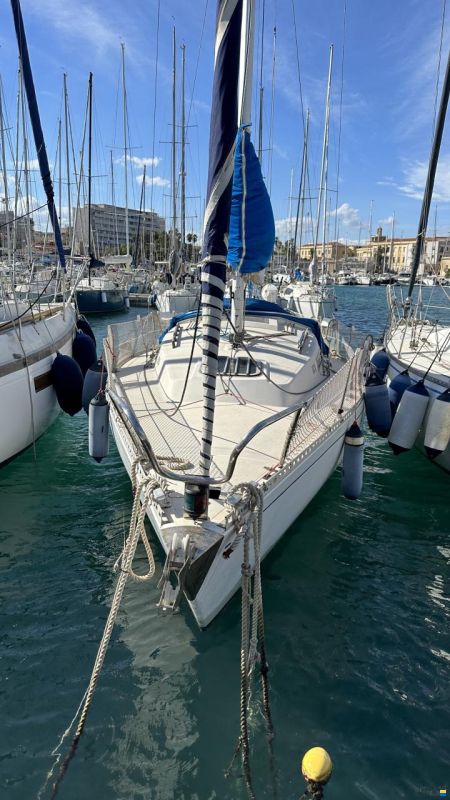 Omega 28