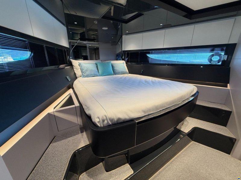 Riva DIABLE 68 NR 06